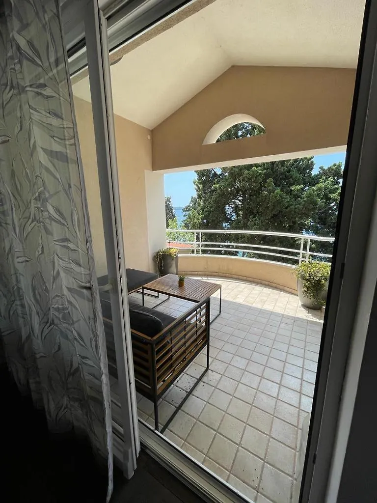 Belview - Beachfront Apartments Pula 0*,