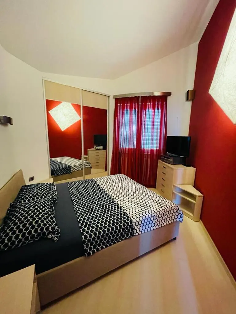 Belview - Beachfront Apartments Pula