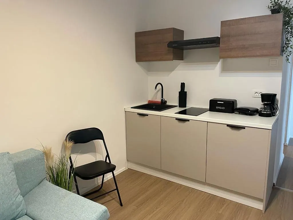 Belview - Beachfront Apartments Pula 0*,