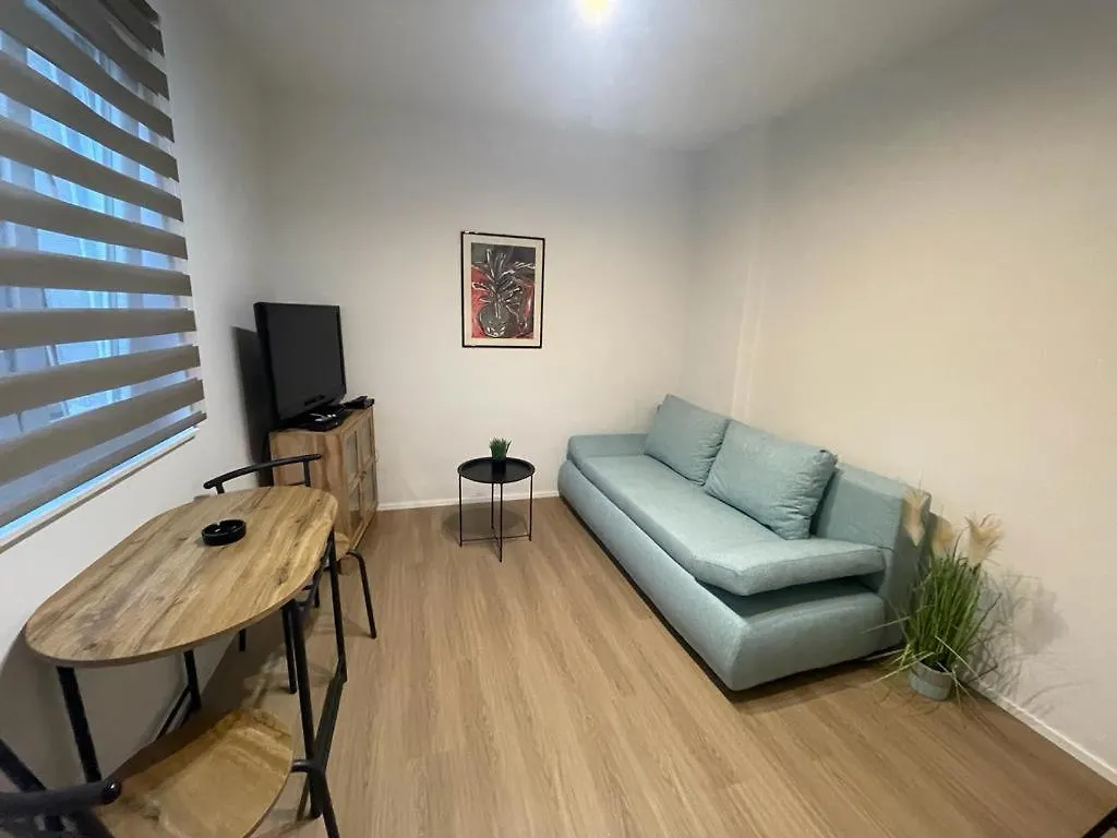 Belview - Beachfront Apartments Pula