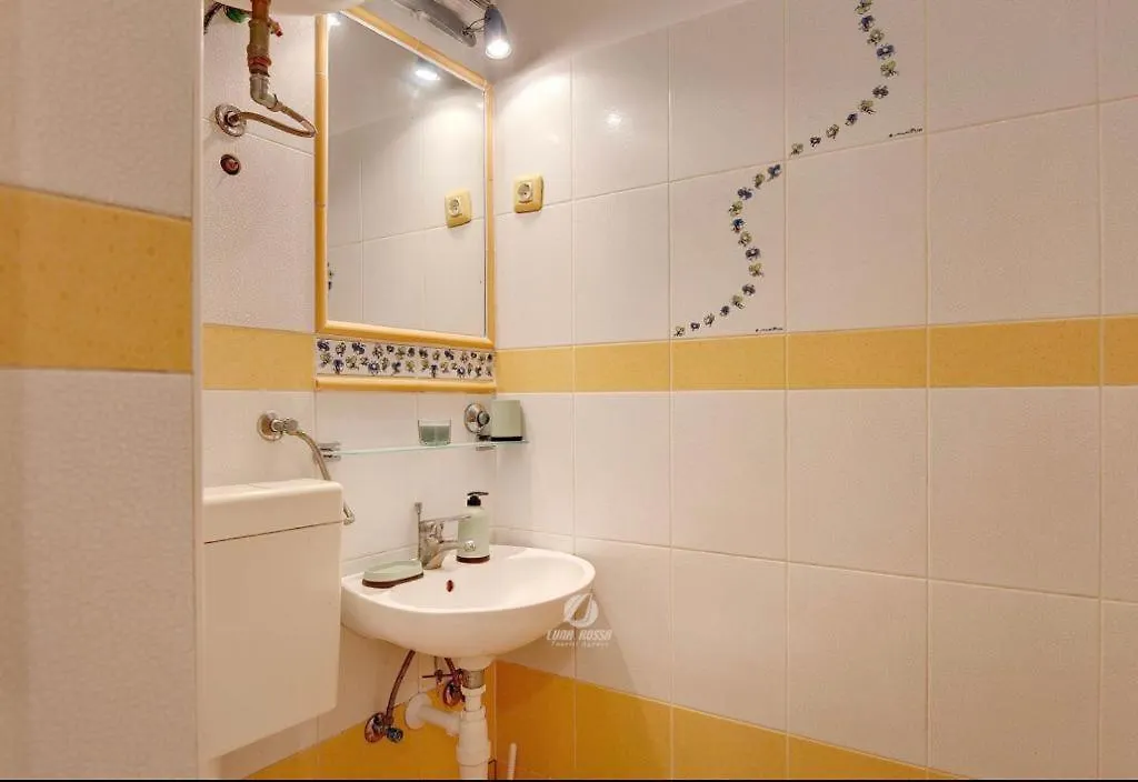 Belview - Beachfront Apartments Pula